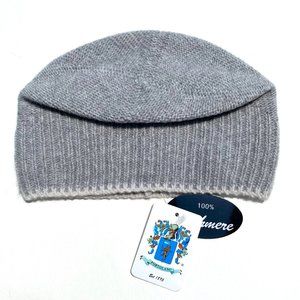 100% cashmere hat from Italian brand Portolano, one size. NWT!